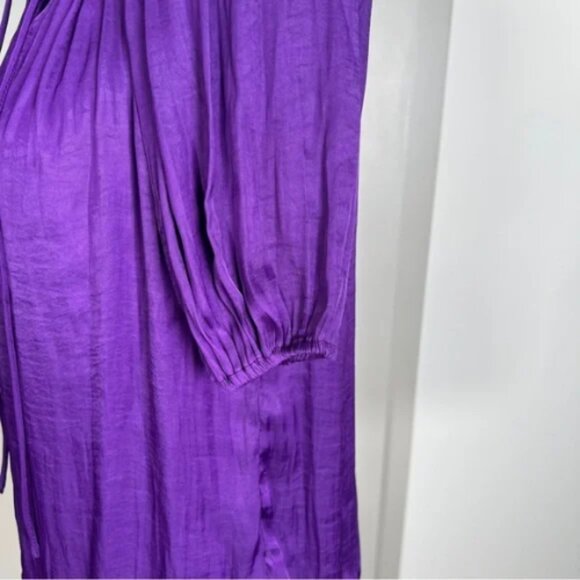Chelsea & Theodore‎ Purple Gathered Pleated V-Neck Satin Blouse Sz XS - Picture 5 of 8